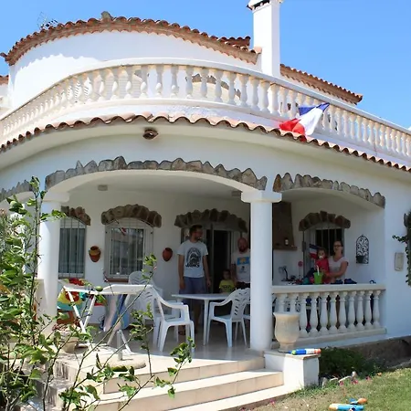 Casa Luzia Villa *
