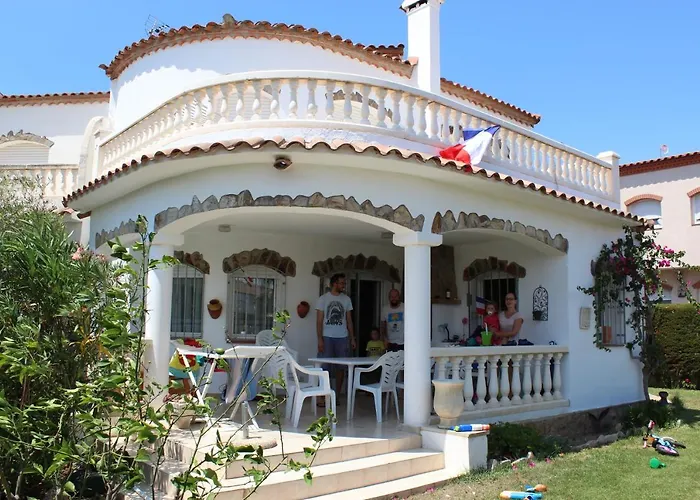 Casa Luzia Villa *